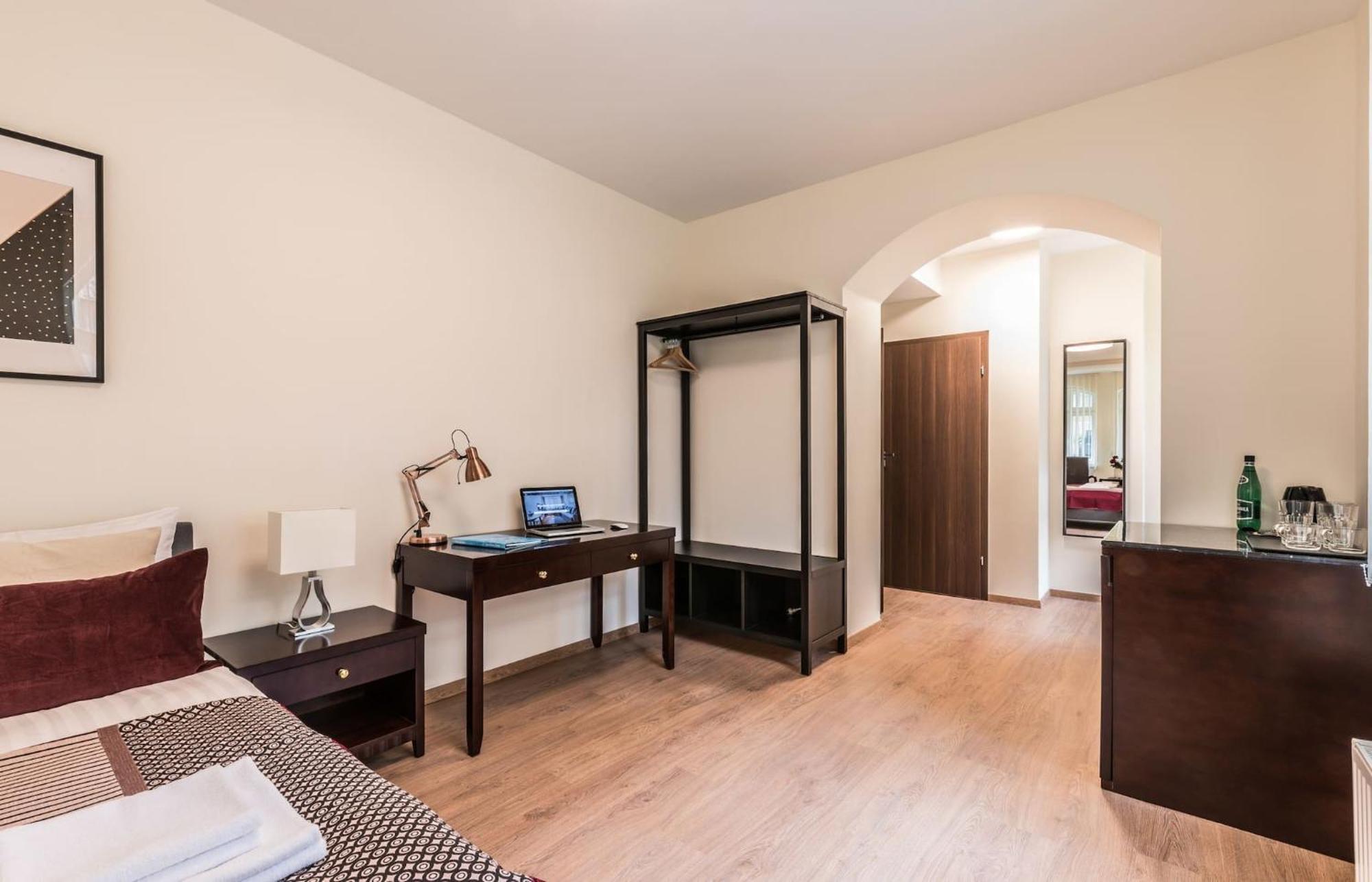 Rent Like Home - Elizy Orzeszkowej 6 Poznan Bagian luar foto